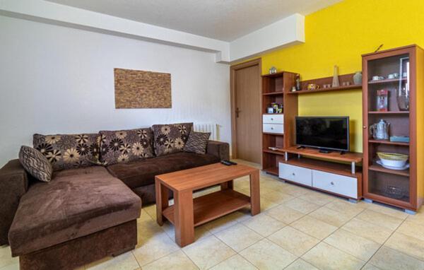 Apartmani Antonio Мотовун Экстерьер фото